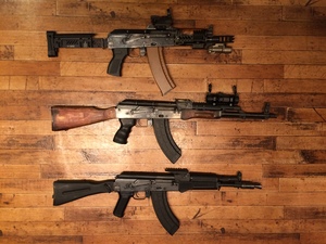 AKM・AKS-74U・AK104_1.jpg
