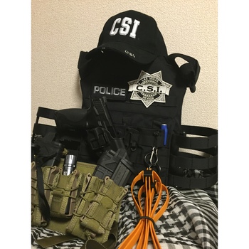 ”CSI強制捜査”っぽい装備