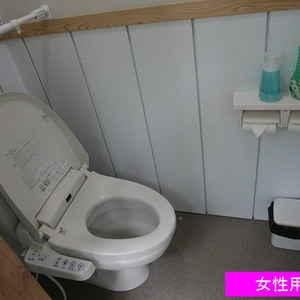 女性用トイレ.jpg